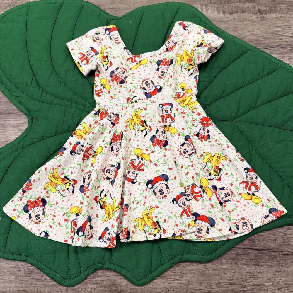Raising Wilds 3T Disney Mickey Minnie Pluto Christmas Lights Twirl Dress